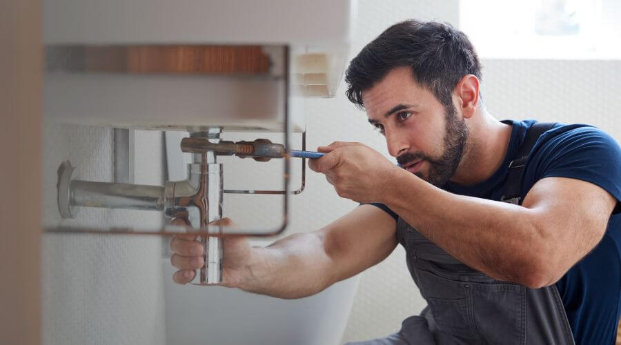 Professional emergency plumbing in Kouts, IN